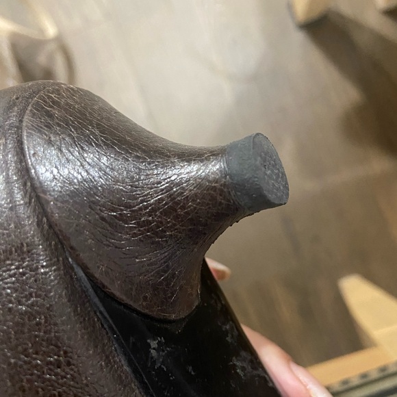 Furla Vintage Brown leather lace up kitten heel shoes - Picture 2 of 5